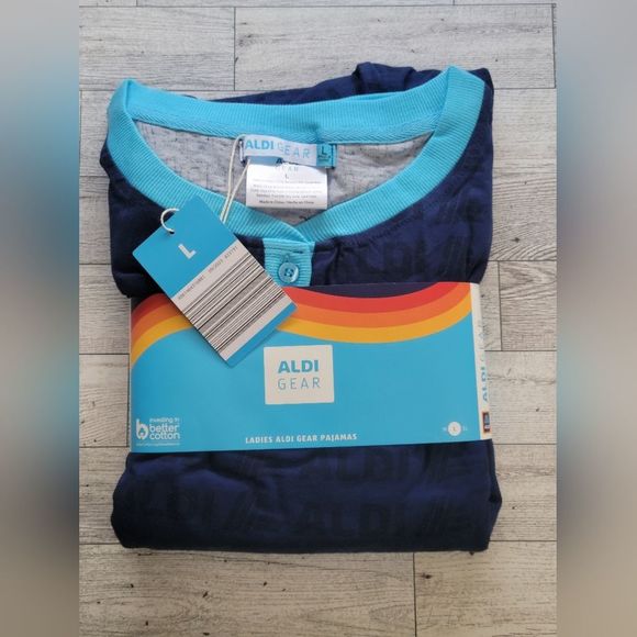 LAST ONE!  ALDI SZ M Ladies Pajamas 2023 Capsule Collection AISLE OF SHAME - Picture 7 of 10